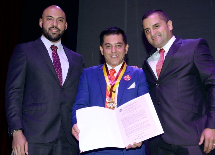 nelson ascencio 2018 revista pazcana.jpeg